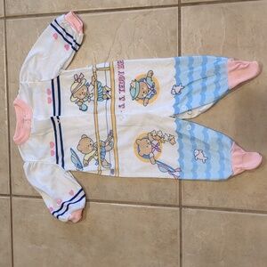 Carter's Vintage Teddy Bear Light Weight Button Up Sleeper 6 Months